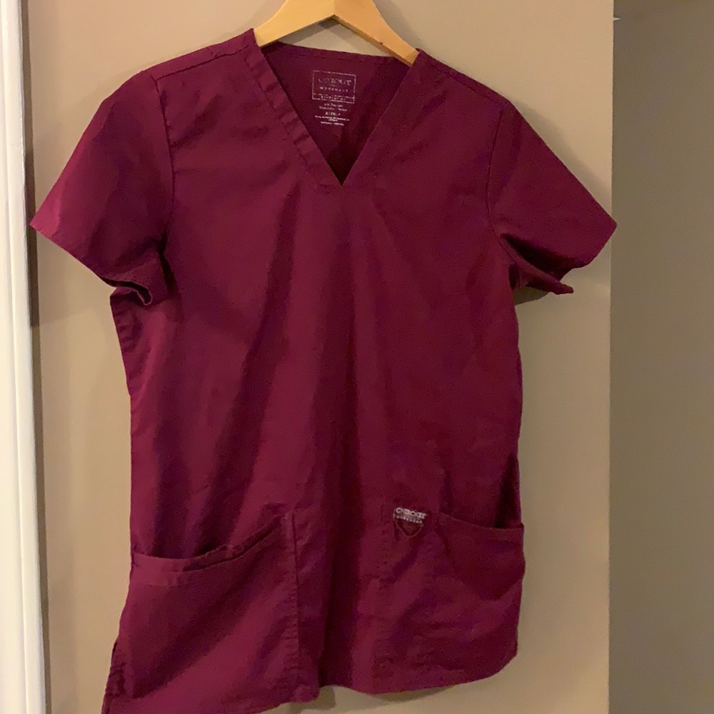 Small maroon scrub top and pants